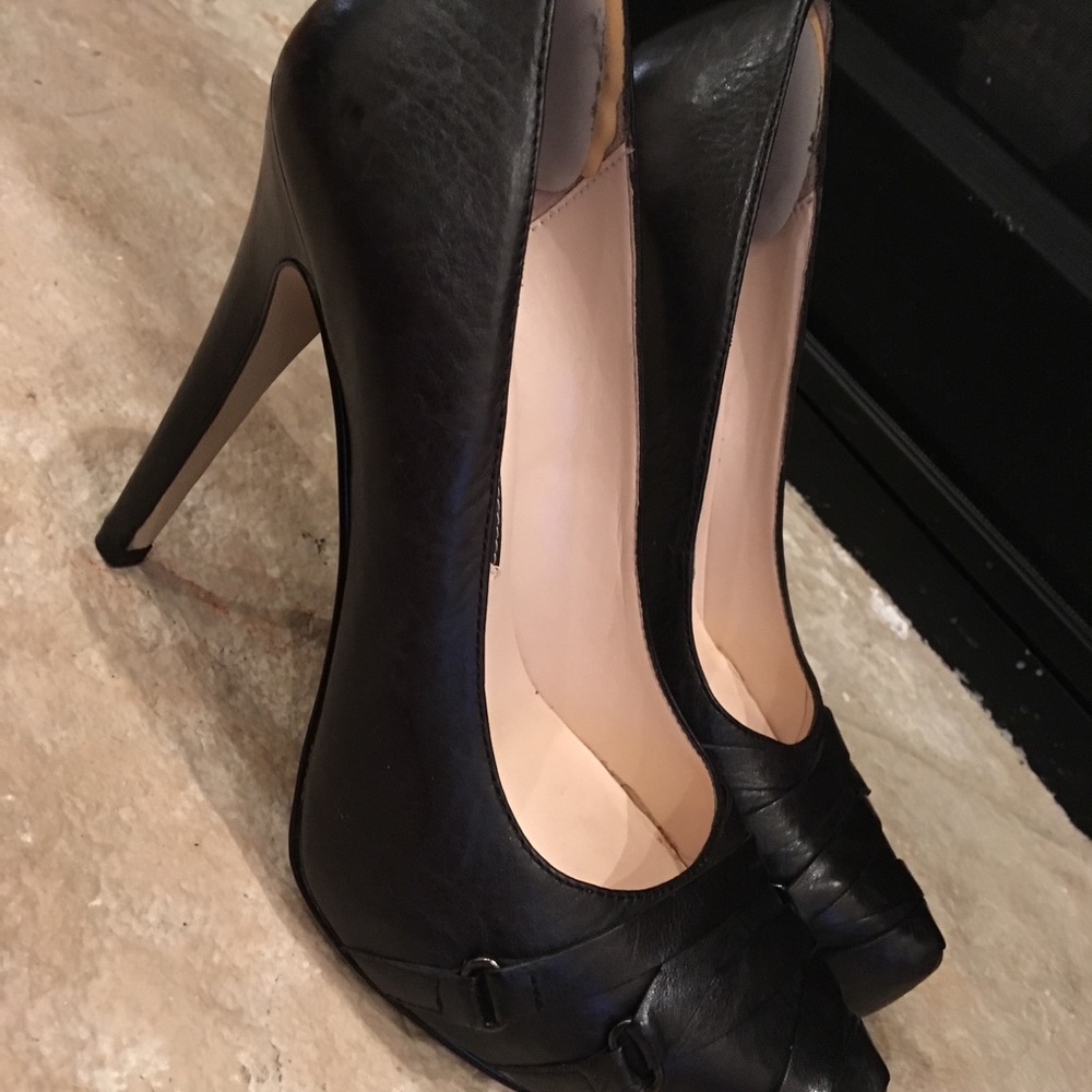 Boutique BLACK LEATHER WITH LEATHER STRAP WOVEN